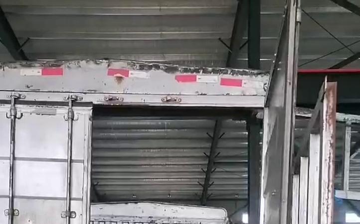 托盤式橋架和槽式橋架有什么不一樣？